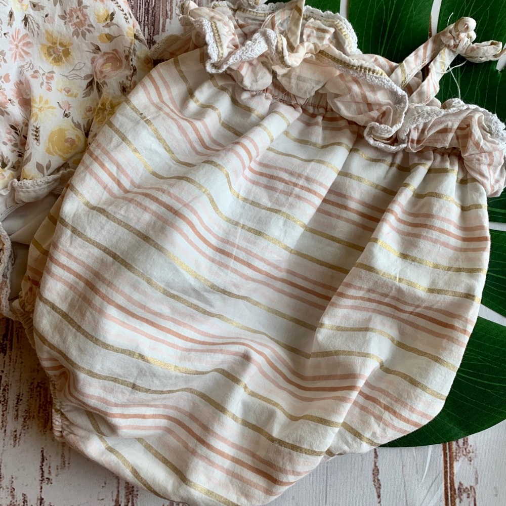 Cute Rompers set - Picture 5 of 7